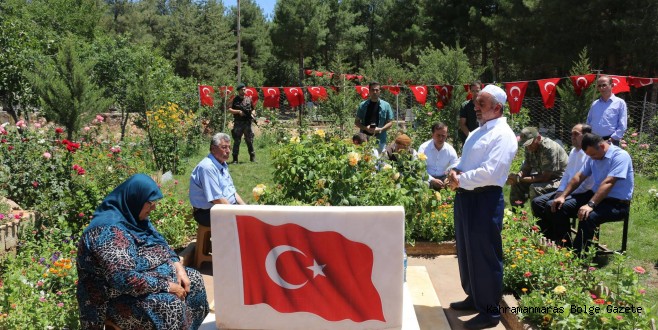 15 TEMMUZ ANMA ETKİNLİKLERİ BAŞLADI (PAZARCIK İLÇESİNDE ŞEHİTLİKLERE ZİYARET)