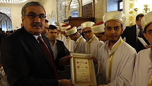 ‘BÜYÜK DEVLET OLMAK İSTİYORSAK TEK ÇAREMİZ KUR’AN-I KERİM’E SARILMAKTIR’