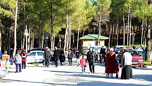 DULKADİROĞLU MESİRE ALANI HAFTA SONU DOLUP TAŞTI
