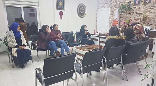 YOLDA KALAN VATANDAŞLARA BAŞKAN’DAN ÇORBA İKRAMI