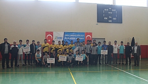 KAHRAMANMARAŞ LİDER GENÇLİK SPOR VE İZCİLİK KULÜBÜ ÖNCÜLÜĞÜNDE DOĞU AKDENİZ BÖLGESİ GENÇ ERKEKLER BİLEK GÜREŞİ YARIŞMASI DÜZENLENDİ