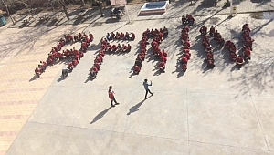 KAHRAMANMARAŞ SÜTÇÜ İMAM ANADOLU İMAM HATİP LİSESİNDEN AFRİN'E 1 TON MEŞHUR BERTİZ KABARCIK KURU ÜZÜMÜ TOPLANDI