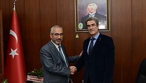 Mühendislik ve Mimarlık Fakültesi Dekanlığına Prof. Dr. Mahit Güneş Atandı