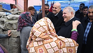 ONİKİŞUBAT BELEDİYEBAŞKANI HANEFİ MAHÇİÇEK YEŞİLYURT MAHALLESİ SAKİNLERİYLE BİR ARAYA GELDİ.