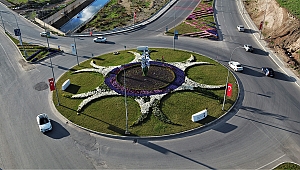 KAVŞAKLAR GÖZ KAMAŞTIRIYOR