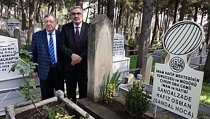 SANDAL HOCA KABRİ BAŞINDA ANILDI