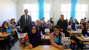 EKİNÖZÜ BELEDİYESİ TARAFINDAN ÜNİVERSİTEYE HAZIRLANANBİN 620 ÖĞRENCİYE KAYNAK SETLERİ HEDİYE EDİLDİ