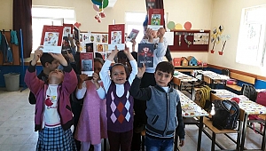 ONİKİŞUBAT BELEDİYESİ SOSYAL MEDYADAN GELEN KİTAP ÇAĞRISINA SESSİZ KALMADI!