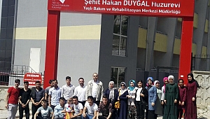 BÜYÜKŞEHİR KÜTÜPHANELERİNDEN HUZUREVİ ZİYARETİ