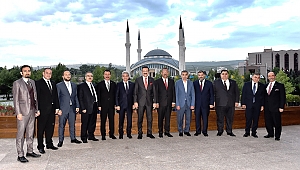 KMTSO YÖNETİMİ TOBB BAŞKANI HİSARCIKLIOĞLU’NU ZİYARET ETTİ