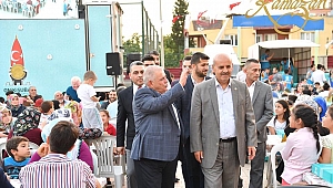 ONİKİŞUBAT YİNE BİR OLDU, BİRLİK OLDU