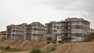 TOKİ KONUT SAHİPLERİ 1 AY SONRA EVLERİNE KAVUŞACAK