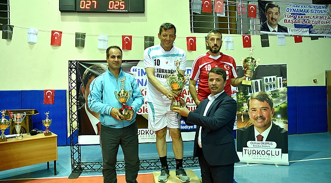 'TÜRKOĞLU BELEDİYESİ YİNE ŞAMPİYON'