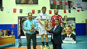 'TÜRKOĞLU BELEDİYESİ YİNE ŞAMPİYON'