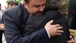 BAŞKAN ERKOÇ’A SEVGİ SELİ