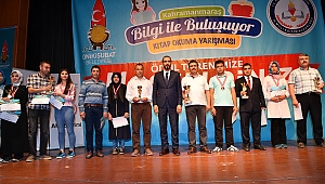 BİLGİLİ ÖĞRENCİLER ÖDÜLLERİYLE BULUŞTU