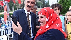 DULKADİROĞLU’NDAN ÇARŞI’DA BİRLİK VE BERABERLİK SOFRASI