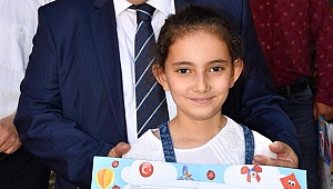 MAHÇİÇEK ÖĞRENCİLERİN KARNE HEYECANINA ORTAK OLDU