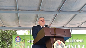 ONİKİŞUBAT BELEDİYESİ ÖĞRENCİLERİN YÜZÜNÜ GÜLDÜRDÜ