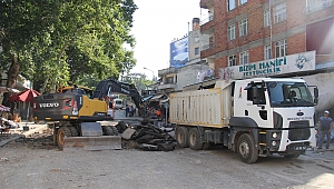 Onikişubat Doğal Afet Sonrası Yaraları Sarmaya Devam Ediyor