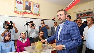 ŞEHRİMİZN MEDARI İFTİHARI AK PARTİ SÖZCÜSÜ MAHİR ÜNAL OYUNU KULLANDI