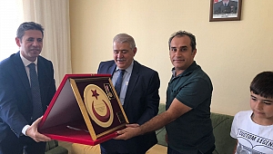 Başkan Mahçiçek Şehit Ailelerini Ziyaret Etti