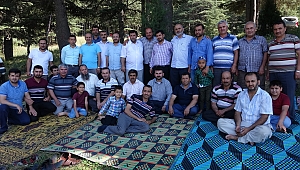 “HEM ÖĞRETİYOR HEM EĞLENİYORLAR”