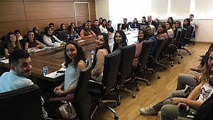 İÇ DENETİM BAŞKANI AHMET SANDAL STAJYER ÖĞRENCİLERE SEMİNER SUNDU