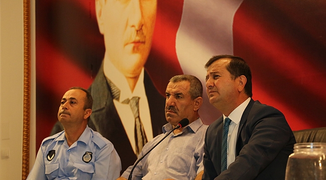 BAŞKAN BOZDAĞ; PAZAR ESNAFLARIYLA BİR ARAYA GELEREK KAPALI PAZAR YERİ ÇEKİLİŞİNİ GERÇEKLEŞTİRDİ