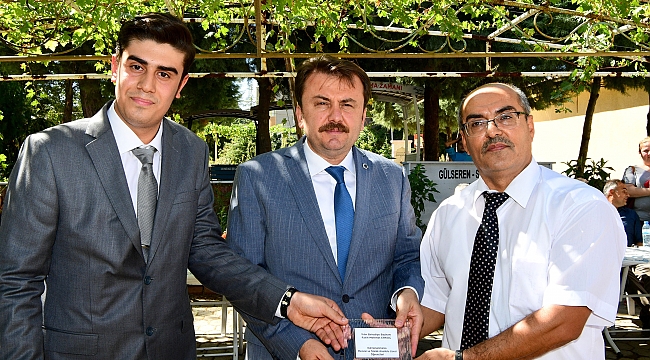 BAŞKAN ERKOÇ, YILIN ‘BELEDİYE BAŞKANI’ SEÇİLDİ