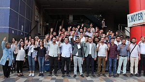 Genç Başkan Ali Çam ve Ak gençlikten 12 Eylül ve darbe zihniyetine sert tepki.