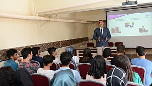 LİSELERDE YENİ EĞİTİM-ÖĞRETİM YILININ İLK DERSİNİ KSÜ ÖĞRETİM ÜYELERİ VERDİ
