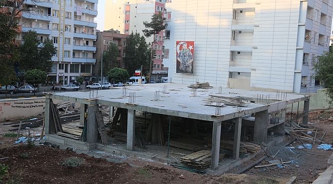 ŞEHİT MUSTAFA KATIRLI KREŞ VE GÜNDÜZ BAKIM EVİNDE ÇALIŞMALAR DEVAM EDİYOR