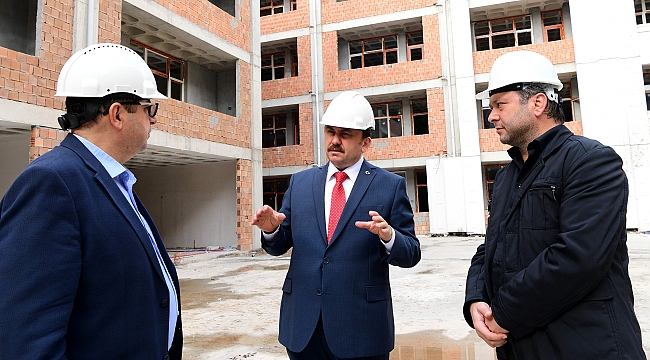 BAŞKAN ERKOÇ: “KAHRAMANMARAŞ’I EKONOMİK OLARAK TA BÜYÜTECEĞİZ”