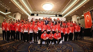 BÜYÜKŞEHİR GÜREŞÇİSİ ARJANTİN YOLCUSU