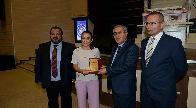 KAHRAMANMARAŞLI HAYIRSEVERLERDEN KSÜ TIP’A KUVÖZ DESTEĞİ