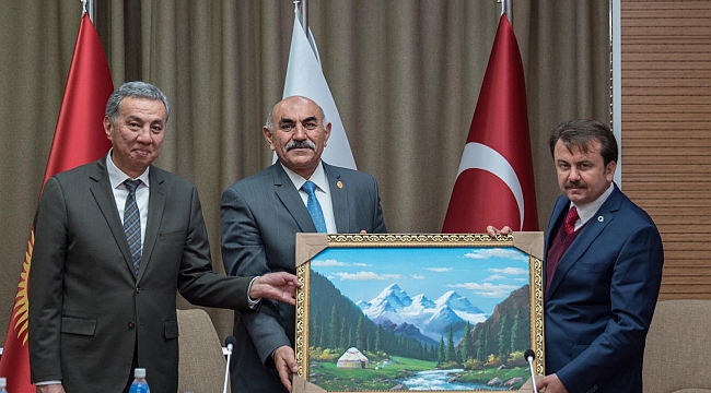 BÜYÜKŞEHİR,MANAS ÜNİVERSİTESİ İLE PROTOKOL İMZALADI