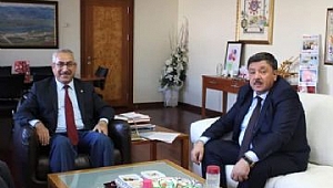 EKİNÖZÜ, YÜKSEKOKUL İSTİYOR