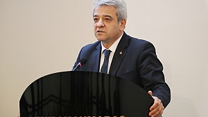 İSTANBUL SANAYİ ODASI YÖNETİMİ KMTSO MECLİSİ’NİN KONUĞU OLDU