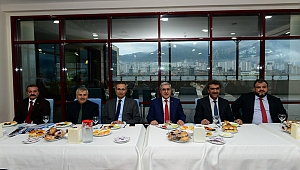 Rektör Can'ın uygulamalarına ve icraatlarına basından tam not