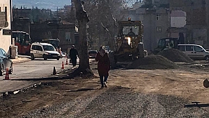 SARAYALTI CADDESİ’NDE ÇALIŞMALAR DEVAM EDİYOR