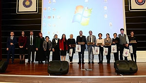 ÜNİVERSİTEMİZDE “YAŞLANAN İNSAN VE TOPLUM” KONULU PANEL DÜZENLENDİ