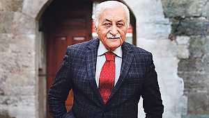YAVUZ BÜLENT BAKİLER’E “FAHRİ HEMŞEHRİLİK BERATI”