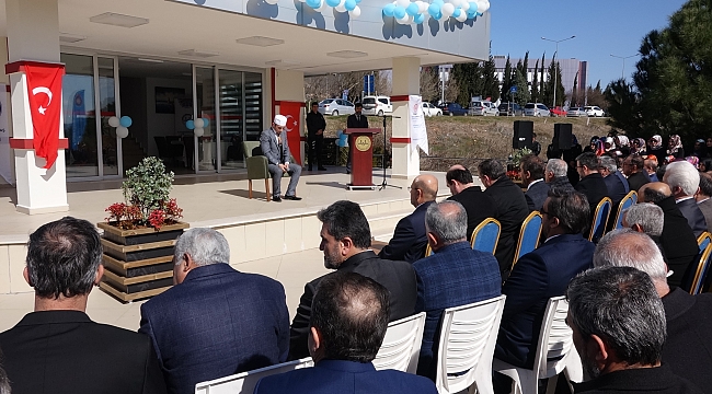 “HER İL’E BİR GENÇLİK MERKEZİ PLANLIYORUZ”