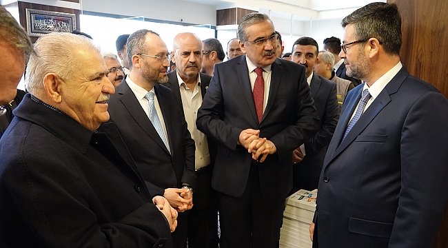 “İLGİYİ GENÇ KUŞAKLARA GÖSTERMELİYİZ”