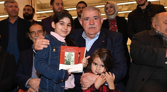 MAHÇİÇEK, SERDAR YAKAR’I OKUYUCULARIYLA BULUŞTURDU