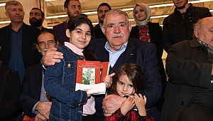 MAHÇİÇEK, SERDAR YAKAR’I OKUYUCULARIYLA BULUŞTURDU