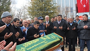 EKİNÖZÜ ESKİ BELEDİYE BAŞKANI SON YOLCULUĞUNA UĞURLANDI