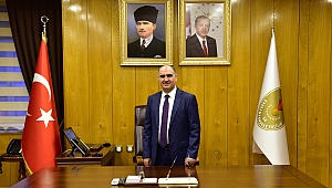 VALİ ÖZKAN’IN İSTİKLAL MARŞIMIZIN KABULÜ VE MEHMET AKİF ERSOY’U ANMA GÜNÜ MESAJI