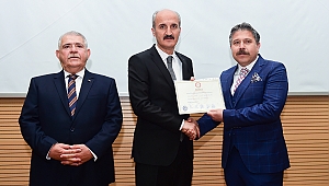 BAŞKAN OKAY MAZBATASINI ALDI
